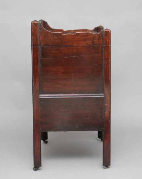 18TH CENTURY MAHOGANY BEDSIDE CUPBOARD - ADDITIONAL PHOTO 4