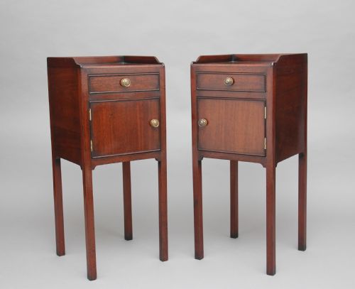 Pair of Early 20th Century Mahogany Bedside Cupboards