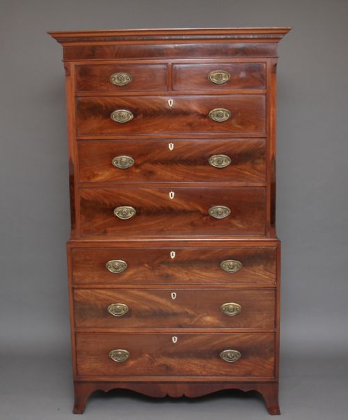 Early 19th Century Mahogany Chest on Chest