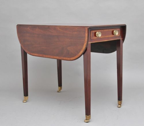 Early 19th Century Mahogany Pembroke Table