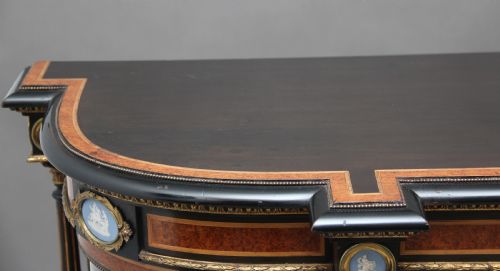 19TH CENTURY AMBOYNA AND EBONISED CREDENZA - ADDITIONAL PHOTO 17
