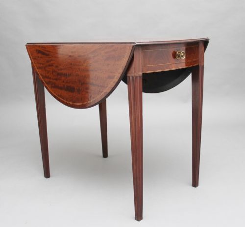 Early 19th Century Mahogany Pembroke Table
