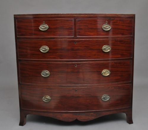 Early 19th Century Mahogany Bowfront Chest of Drawers