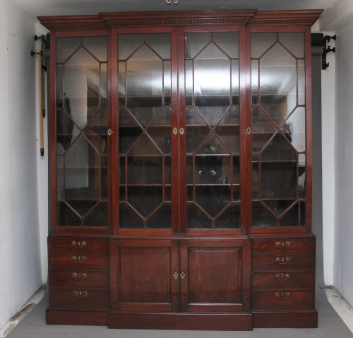 Early 19th Century Mahogany Breakfront Bookcase