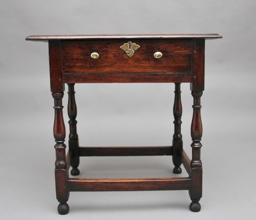 Early 18th Century Oak Side Table