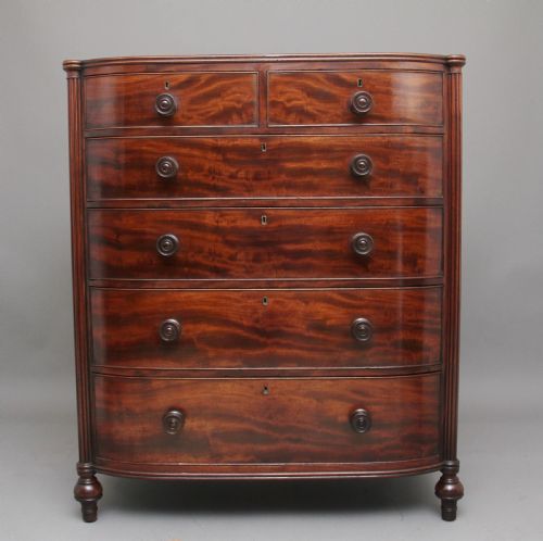 Early 19th Century Flame Mahogany Chest of Drawers