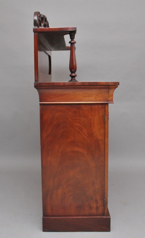 19TH CENTURY FLAME MAHOGANY CHIFFONIER - ADDITIONAL PHOTO 9