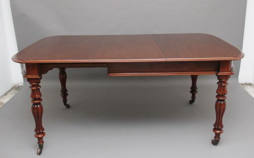 19TH CENTURY MAHOGANY DINING TABLE - ADDITIONAL PHOTO 5
