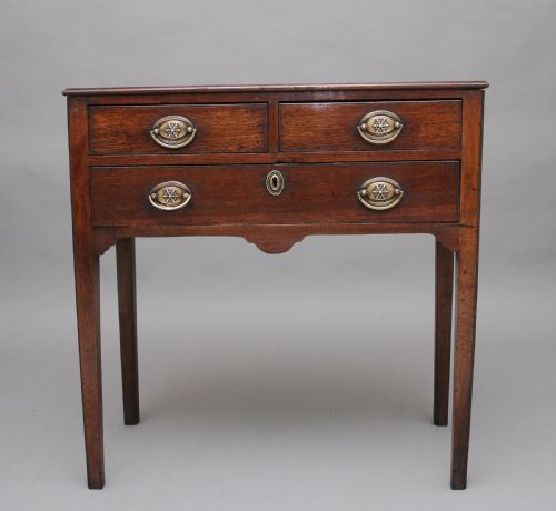 Early 19th Century Oak Side Table