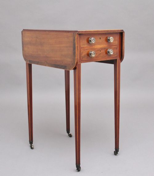 Early 19th Century Mahogany Pembroke Table