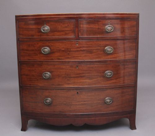 Early 19th Century Mahogany Bowfront Chest