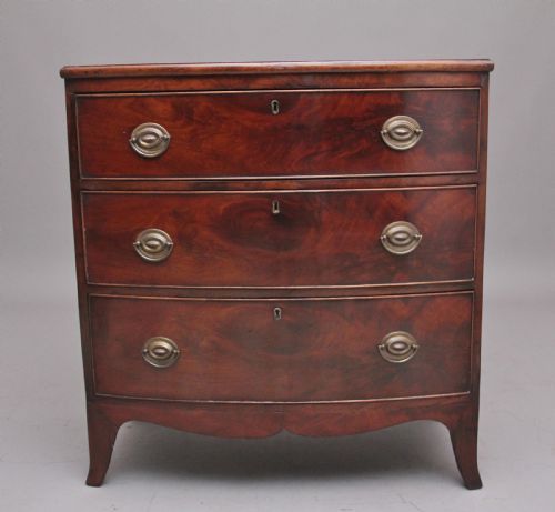 Early 19th Century Mahogany Bowfront Chest of Drawers
