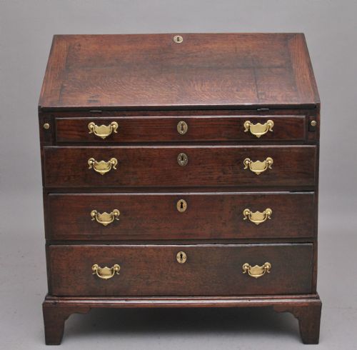 Early 18th Century Oak Bureau
