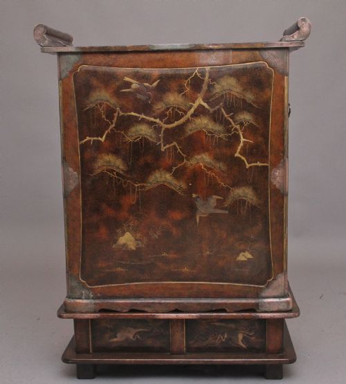 19TH CENTURY JAPANESE GILT LACQUERED CABINET - ADDITIONAL PHOTO 5