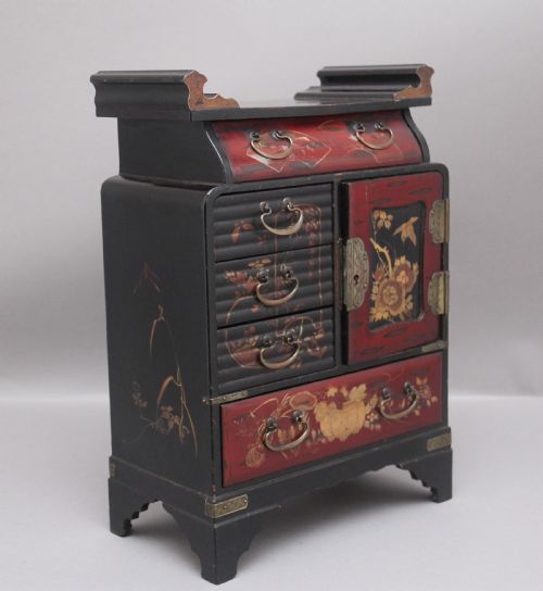 19th Century Japanese Lacquered Table Cabinet from the Meiji Period