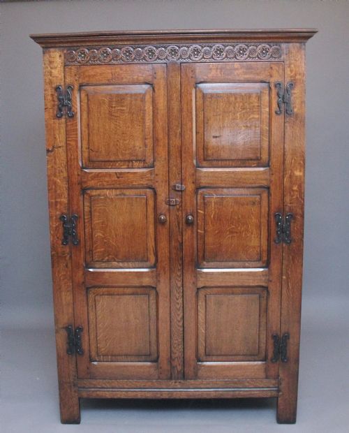 A Lovely Quality Early 20th Century Oak Wardrobe