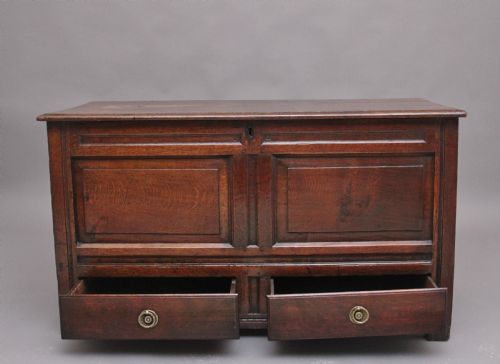 18TH CENTURY OAK MULE CHEST - ADDITIONAL PHOTO 1