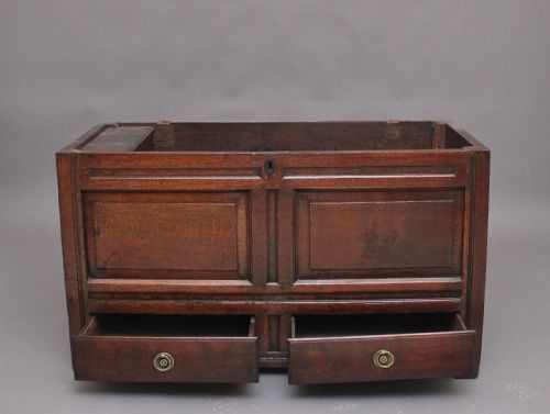 18TH CENTURY OAK MULE CHEST - ADDITIONAL PHOTO 2