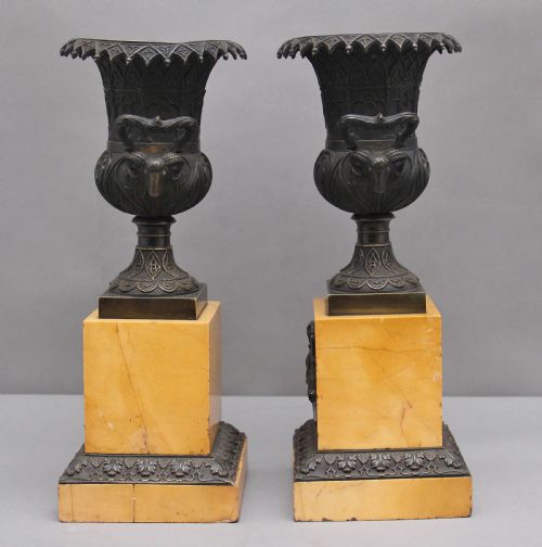 PAIR OF EARLY 19TH CENTURY BRONZE URNS - ADDITIONAL PHOTO 7