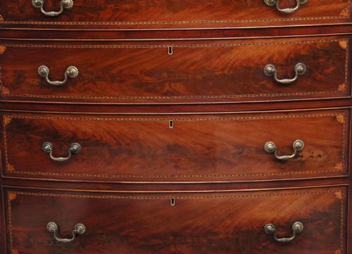 A HIGHLY DECORATIVE EARLY 19TH CENTURY FLAME MAHOGANY AND INLAID BOWFRONT CHEST OF DRAWERS - ADDITIONAL PHOTO 8