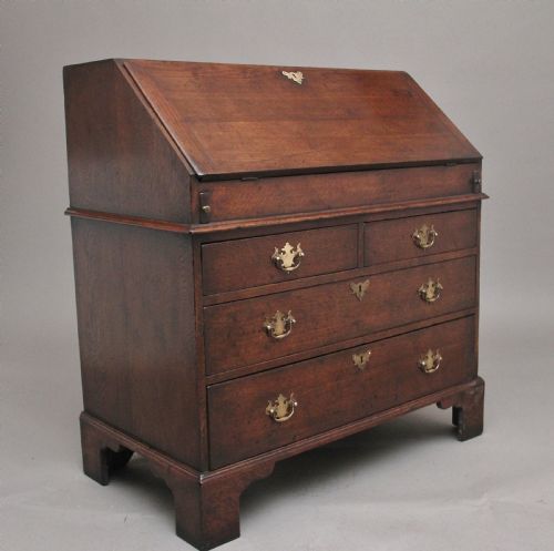 Early 20th Century Oak Bureau in the Georgian Style