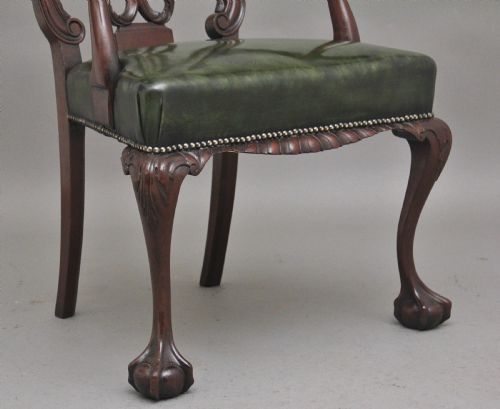 EARLY 20TH CENTURY CHIPPENDALE STYLE ARMCHAIR - ADDITIONAL PHOTO 1