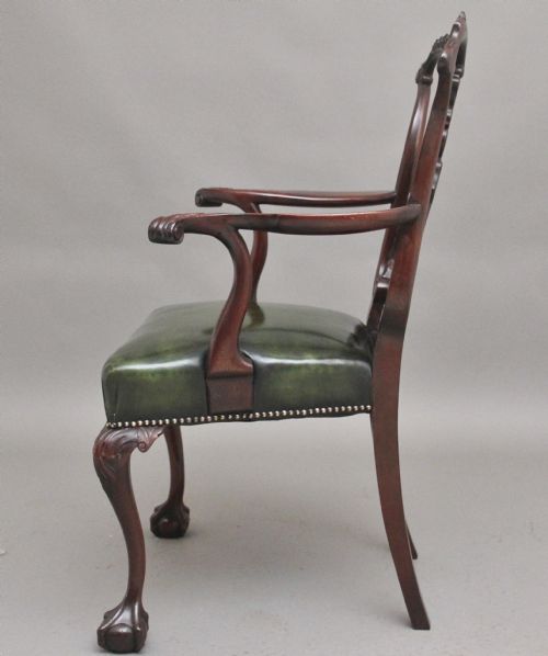 EARLY 20TH CENTURY CHIPPENDALE STYLE ARMCHAIR - ADDITIONAL PHOTO 5