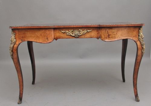 19TH CENTURY WALNUT WRITING TABLE - ADDITIONAL PHOTO 5