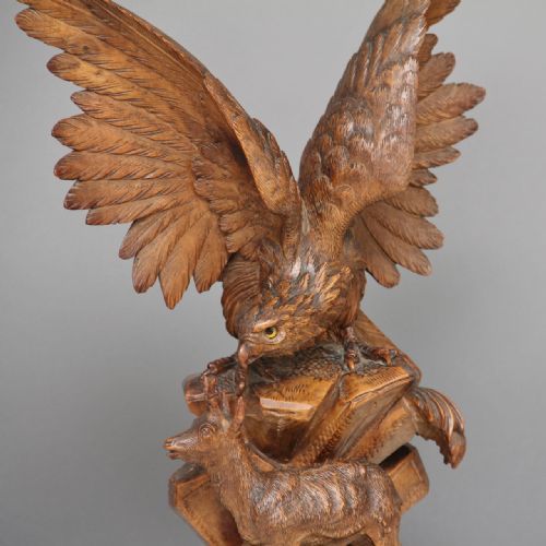 19TH CENTURY WALNUT BLACK FOREST CARVING - ADDITIONAL PHOTO 1