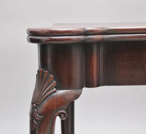 SUPERB QUALITY EARLY 18TH CENTURY MAHOGANY GAMES TABLE - ADDITIONAL PHOTO 2