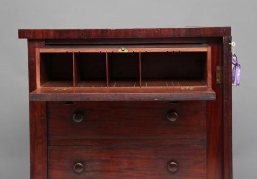 19TH CENTURY MAHOGANY WELLINGTON CHEST - ADDITIONAL PHOTO 7