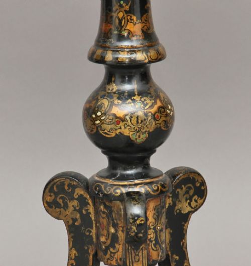 19TH CENTURY CHINOISERIE TABLE - ADDITIONAL PHOTO 9