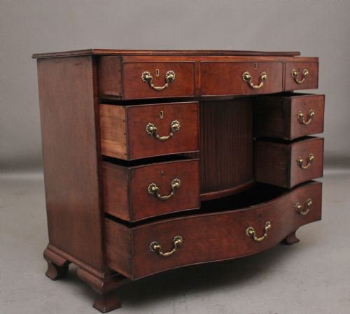 EARLY 19TH CENTURY MAHOGANY CHEST OF DRAWERS - ADDITIONAL PHOTO 6