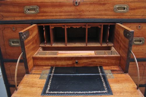 19TH CENTURY CAMPHOR WOOD SECRETAIRE MILITARY CHEST - ADDITIONAL PHOTO 4