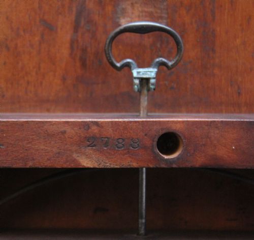 19TH CENTURY WALNUT CENTRE TABLE BY EDWARDS ROBERTS - ADDITIONAL PHOTO 10