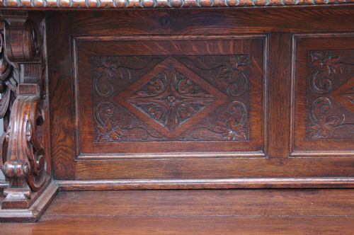 19TH CENTURY CARVED OAK BUFFET - ADDITIONAL PHOTO 12