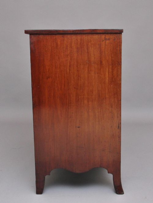 18TH CENTURY MAHOGANY SERPENTINE CHEST OF DRAWERS - ADDITIONAL PHOTO 4