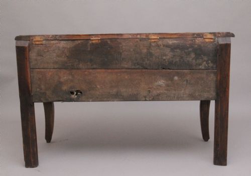 EARLY 19TH CENTURY FRENCH CARVED OAK COFFER - ADDITIONAL PHOTO 10