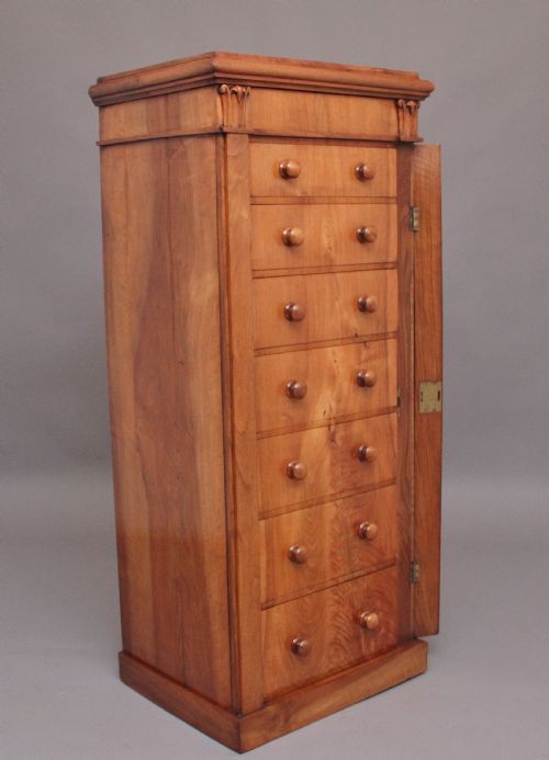 EARLY 19TH CENTURY ANTIQUE REGENCY WALNUT WELLINGTON CHEST - ADDITIONAL PHOTO 2
