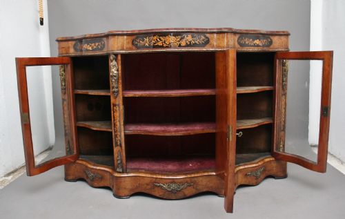 19TH CENTURY BURR WALNUT CREDENZA - ADDITIONAL PHOTO 5
