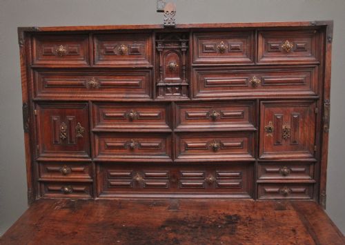 17TH CENTURY WALNUT VARGUENO ON STAND - ADDITIONAL PHOTO 4