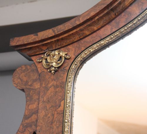 EXHIBITION QUALITY 19TH CENTURY BURR WALNUT MIRROR BACK CREDENZA - ADDITIONAL PHOTO 8