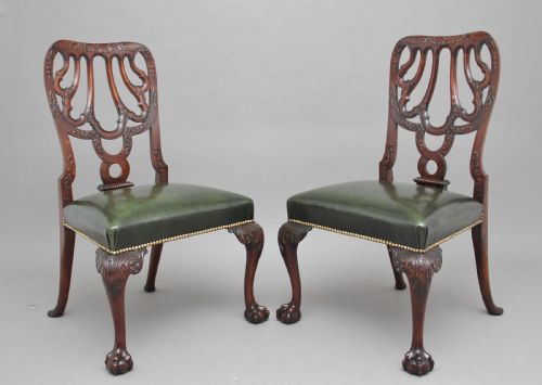 PAIR OF 19TH CENTURY CARVED MAHOGANY SIDE CHAIRS