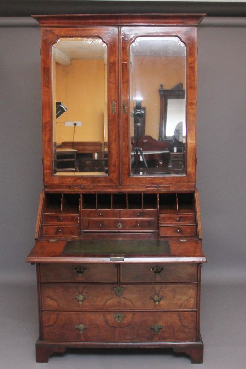 EARLY 18TH CENTURY WALNUT BUREAU BOOKCASE - ADDITIONAL PHOTO 1