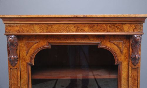 A SUPERB QUALITY 19TH CENTURY BURR WALNUT CABINET - ADDITIONAL PHOTO 3