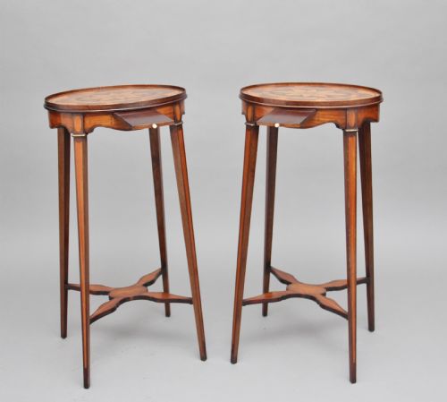 PAIR OF SHERATON REVIVAL MAHOGANY AND INLAID URNS STANDS - ADDITIONAL PHOTO 1