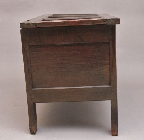 18TH CENTURY OAK COFFER - ADDITIONAL PHOTO 4
