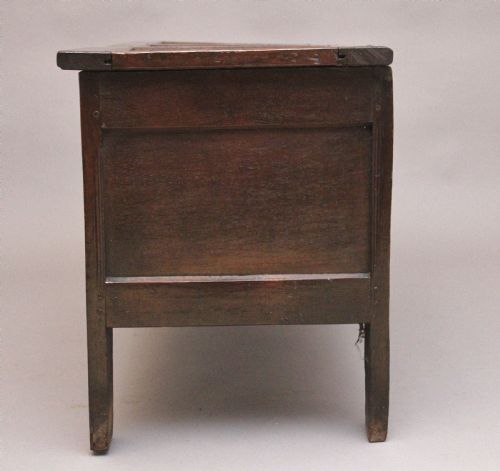 18TH CENTURY OAK COFFER - ADDITIONAL PHOTO 6