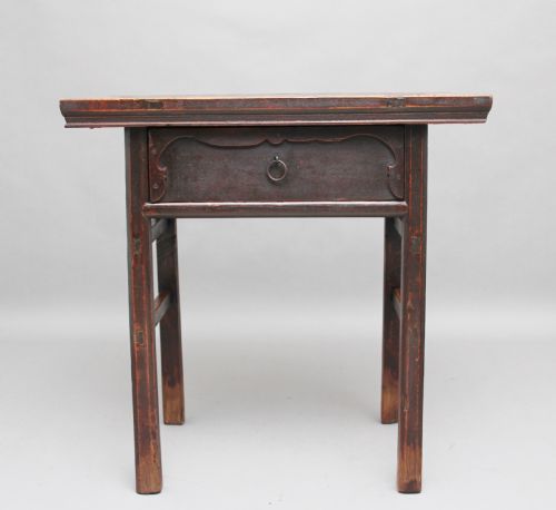 19TH CENTURY CHINESE ELM SIDE TABLE