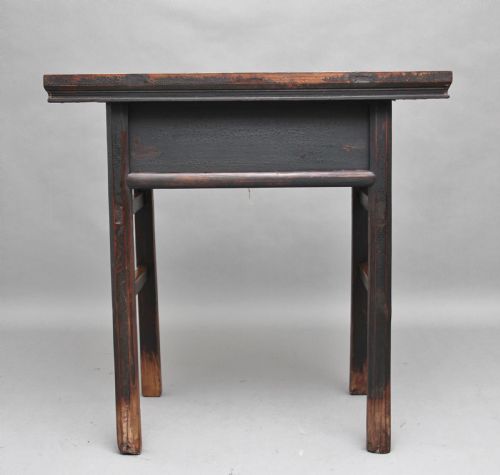 19TH CENTURY CHINESE ELM SIDE TABLE - ADDITIONAL PHOTO 3